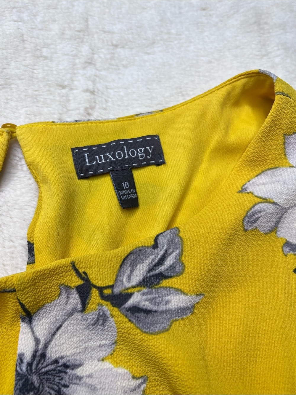 Luxology Yellow Floral Cropped Wide Leg Jumpsuit Tie Waist Size 10 - Picture 5 of 6